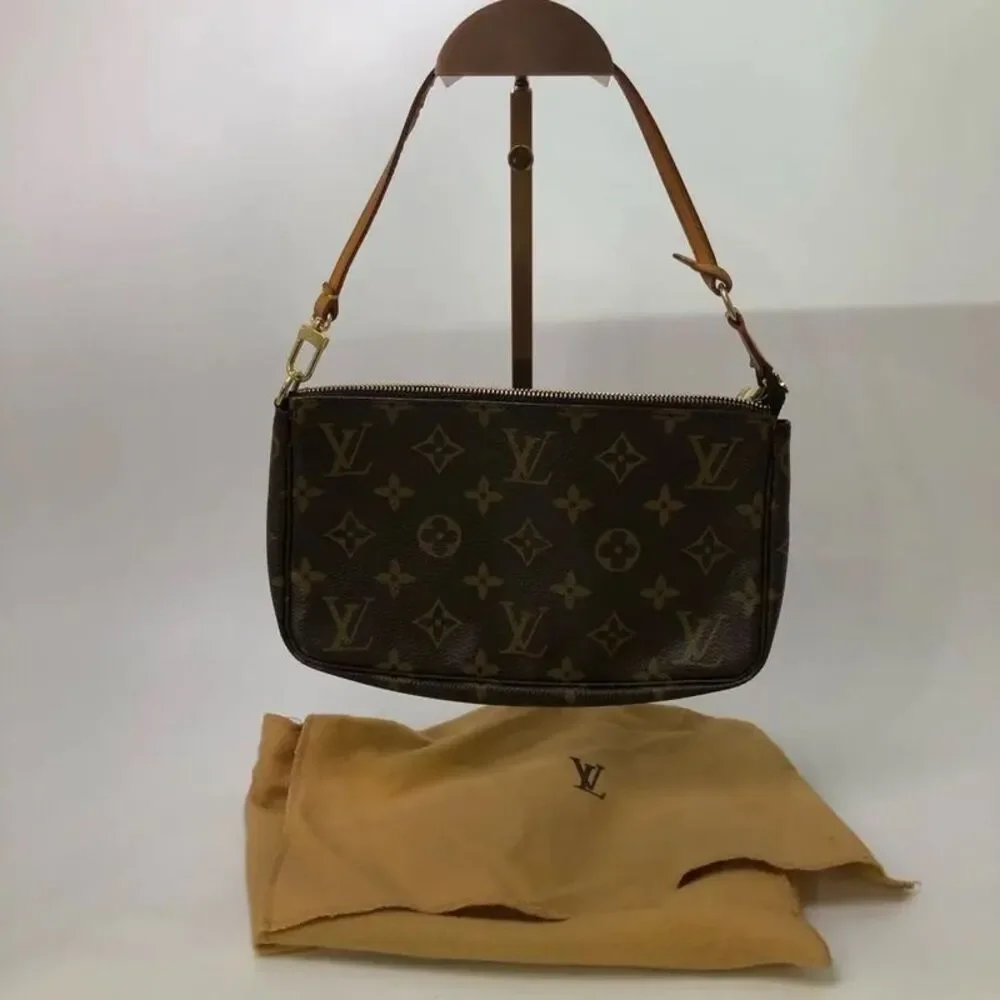 Louis Vuitton Women Pre-Loved Bag Very Good Condition